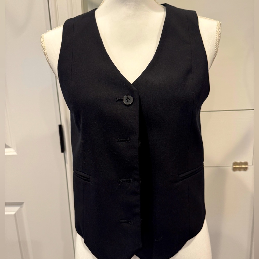 Zara Black Buttoned Vest